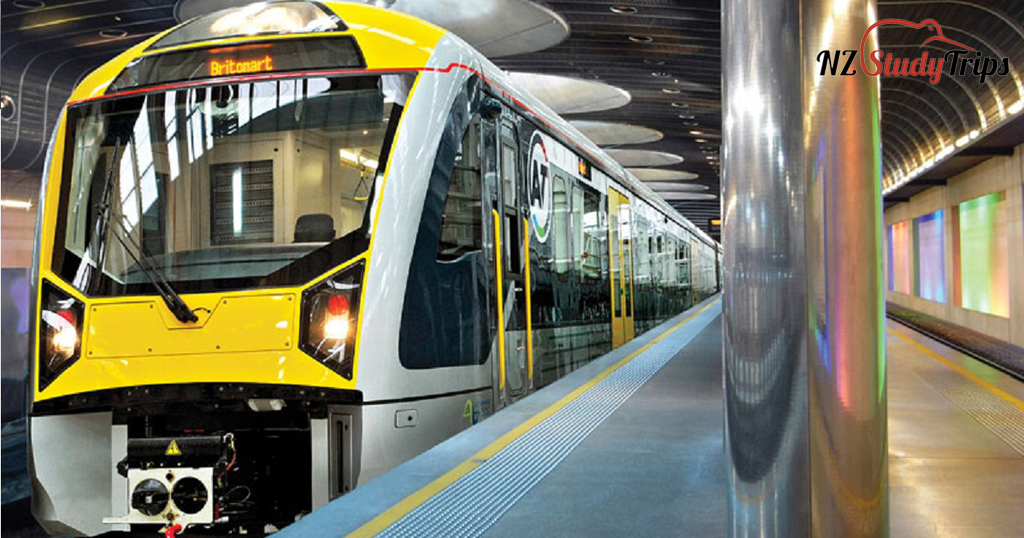 public-transport-in-auckland-new-zealand-train-nzstudytrips-train
